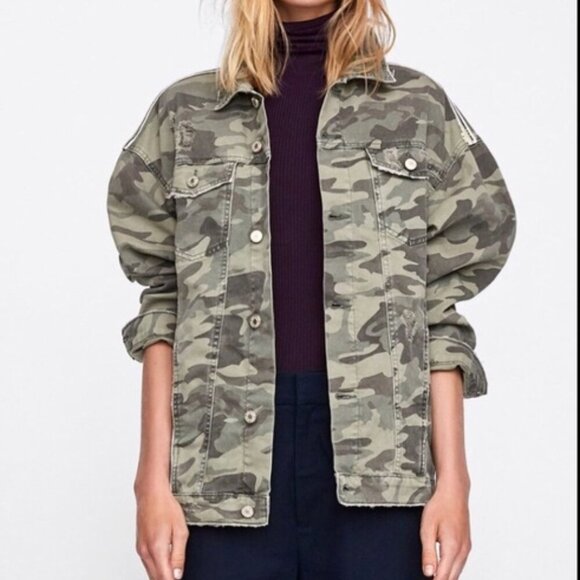 Zara Camo Denim Utility Distressed Oversized Jacket with Sequins Small Unisex - Picture 2 of 10